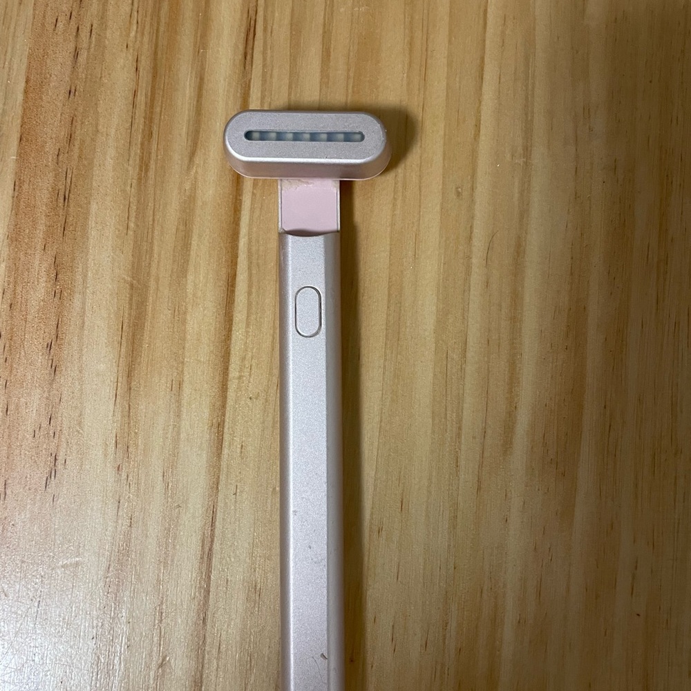 Solawave Red Light Wand
